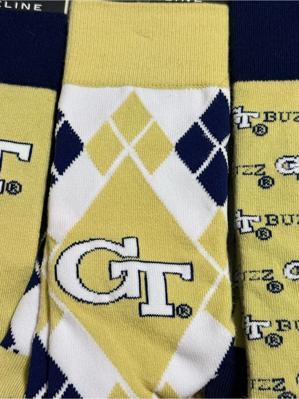 Strideline Georgia Tech University Business Knit Crew NCAA 3 Pack Socks Sz M/L